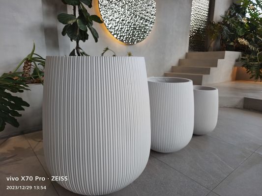 kaufen Glatte Oberfläche Fiberclay Planter für angepasste Pflanzen Anzeigeoptionen online manufacture