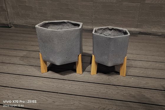 kaufen Individuell angefertigter Fiber Clay Planter mit 7-8 Jahren Innenlebensdauer und Rhombus-Design online manufacture