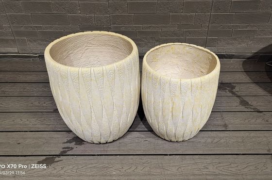 kaufen Verwandeln Sie Ihren Garten mit unseren stilvollen frostbeständigen Fiber Clay Pflanzern online manufacture