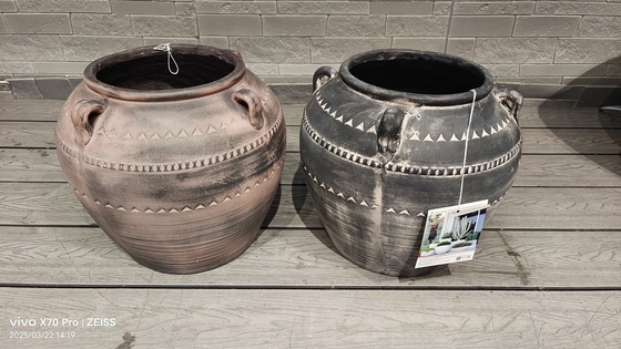 Runder Fiberclay-Pflanzkübel für den Außenbereich mit 5-6 Jahren Lebensdauer